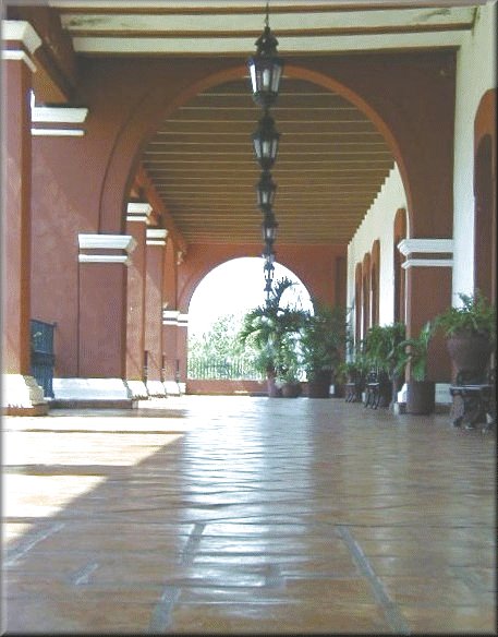 Pasillo superior casa hacienda